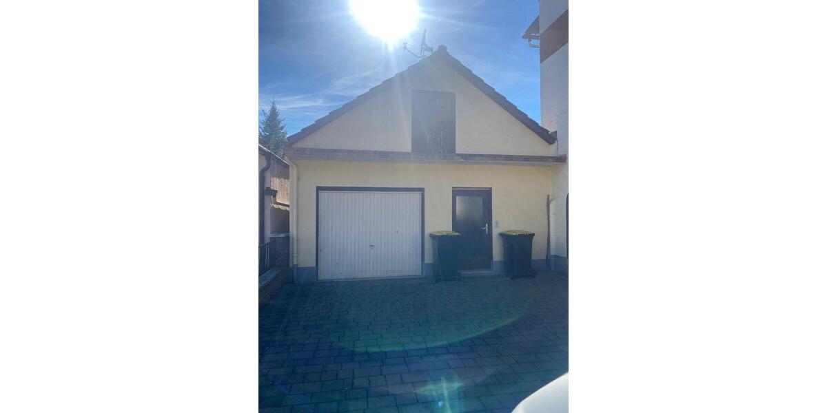 Mehrfamilienhaus, Wohnhaus Laubach - 8 Zimmer, 214 m&sup2;, 490.000&euro; | Angebot:24864525