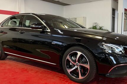 Mercedes-Benz E 220 91.395 km 28.200 &euro; Friedberg (Hessen) 61169