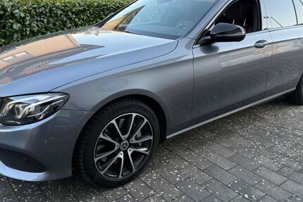 Mercedes-Benz E 400 244.600 km 17.490 &euro; Lollar 35457