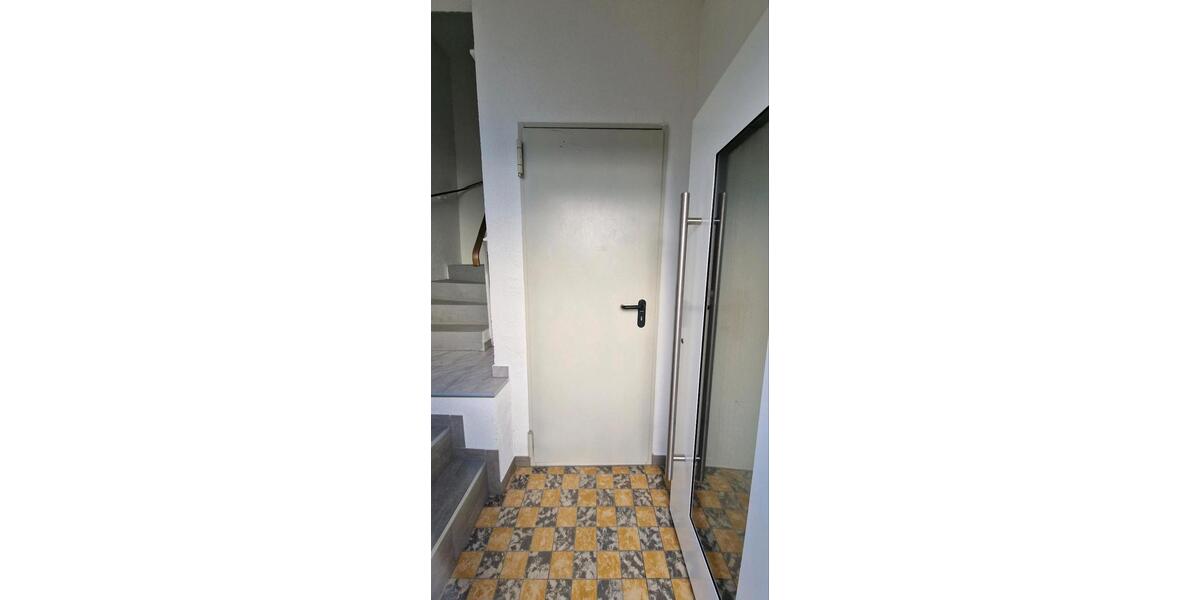 Etagenwohnung Münzenberg - 3 Zimmer, 80 m&sup2;, 700&euro; | Angebot:25967907