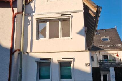 Wohnung Münzenberg - 3 Zimmer, 80 m&sup2;, 700&euro; | Angebot:25967907
