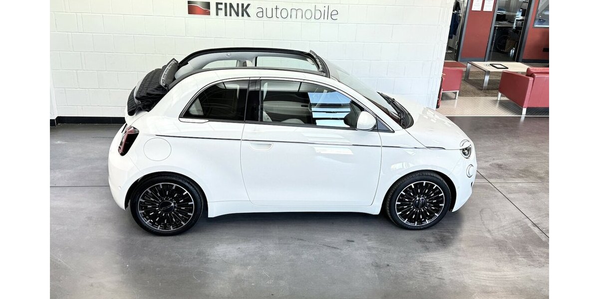 Fiat 500e La Prima by Bocelli 1.Hand Cabrio 42 kWh 12.200 km 22.622 &euro; Lich 35423