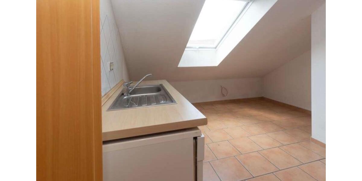 Dachgeschoßwohnung Buseck - 3 Zimmer, 100 m&sup2;, 1.200&euro; | Angebot:25894892