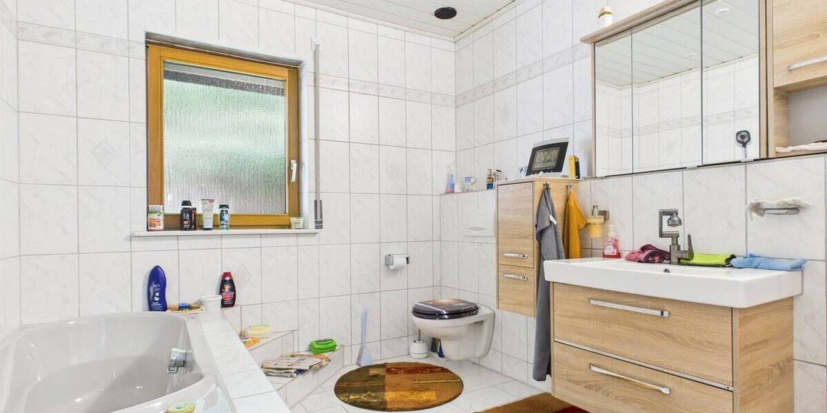 Mehrfamilienhaus, Wohnhaus Greifenstein Ulm - 7 Zimmer, 230 m&sup2;, 385.000&euro; | Angebot:25748119