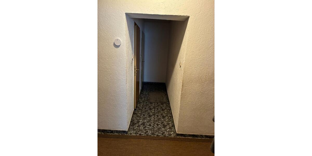Etagenwohnung Aßlar - 4 Zimmer, 95 m&sup2;, 1.150&euro; | Angebot:26663195