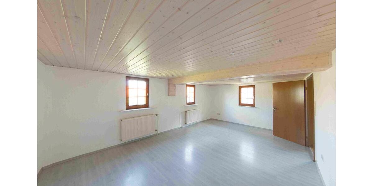 Bauernhaus, Landhaus Münzenberg - 6.5 Zimmer, 203 m&sup2;, 1.850&euro; | Angebot:26124291