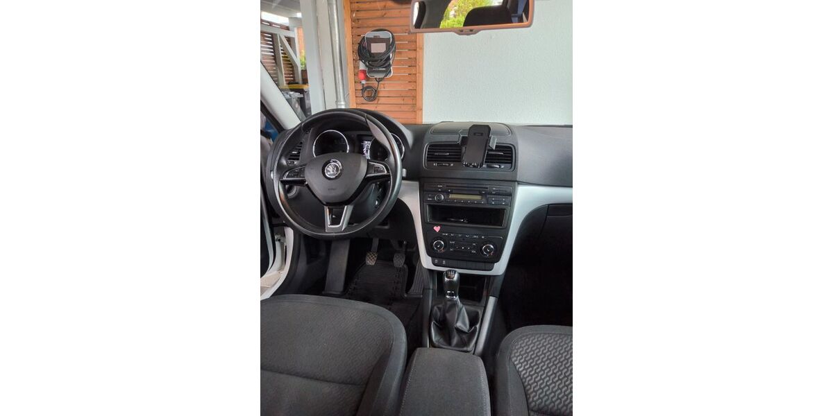 Skoda Yeti 102.304 km 10.500 &euro; Lohra 35102