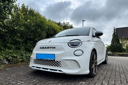 Abarth 500e 19.500 km 29.500 &euro; Solms 35606