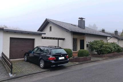 Haus Ehringshausen - 4 Zimmer, 110 m&sup2;, 1.200&euro; | Angebot:26620709