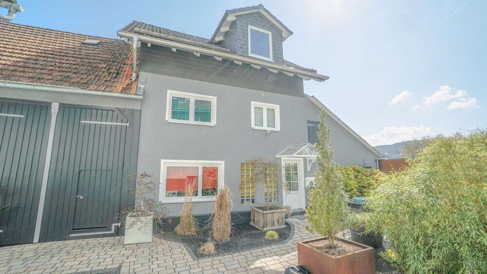 Sonniges Eigenheim: Einfamilienhaus in Herborn OT - Einfamilienhaus Herborn-Uckersdorf Uckersdorf | Angebot:27091285