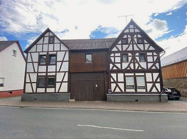 Bauernhaus, Landhaus Schöffengrund Oberwetz - 7 Zimmer, 190 m&sup2;, 189.000&euro; | Angebot:25705329