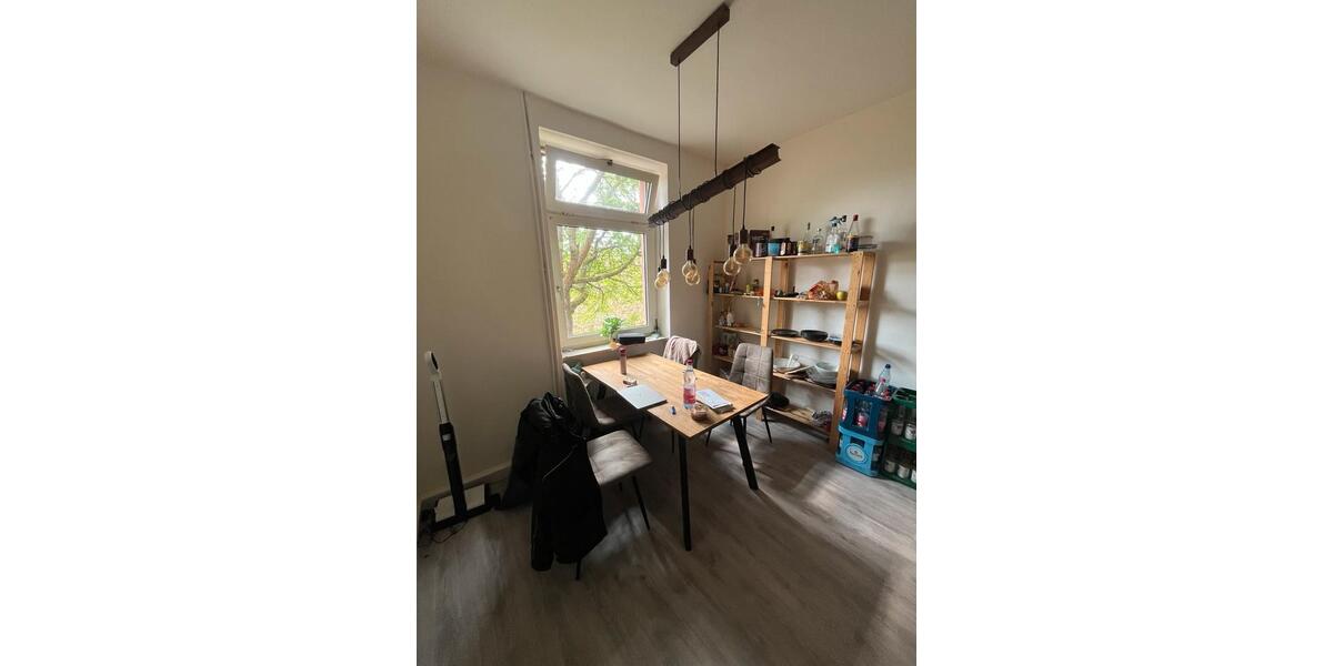 Doppelhaushälfte Butzbach - 4 Zimmer, 150 m&sup2;, 1.550&euro; | Angebot:26615671
