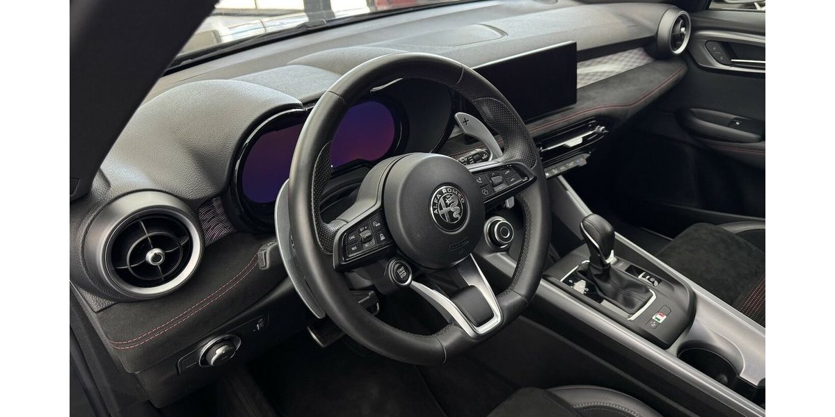 Alfa Romeo Tonale 1.5 VGT Veloce 48 V Hybrid LED 13.000 km 26.870 &euro; Lich 35423