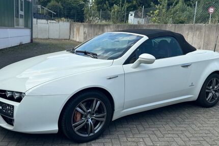 Alfa Romeo Spider 162.000 km 11.990 &euro; Wettenberg 35435