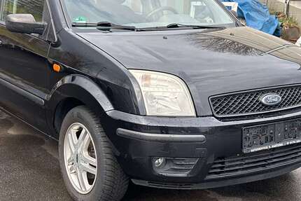 Ford Fusion 128.706 km 2.900 &euro; Gießen 35396