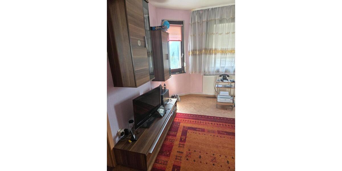 Etagenwohnung Aßlar - 4 Zimmer, 80 m&sup2;, 1.000&euro; | Angebot:26639241