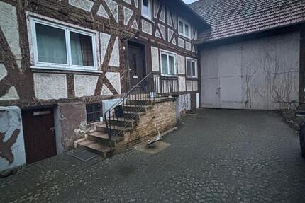 Haus Grünberg - 7 Zimmer, 145 m&sup2;, 500&euro; | Angebot:26624828