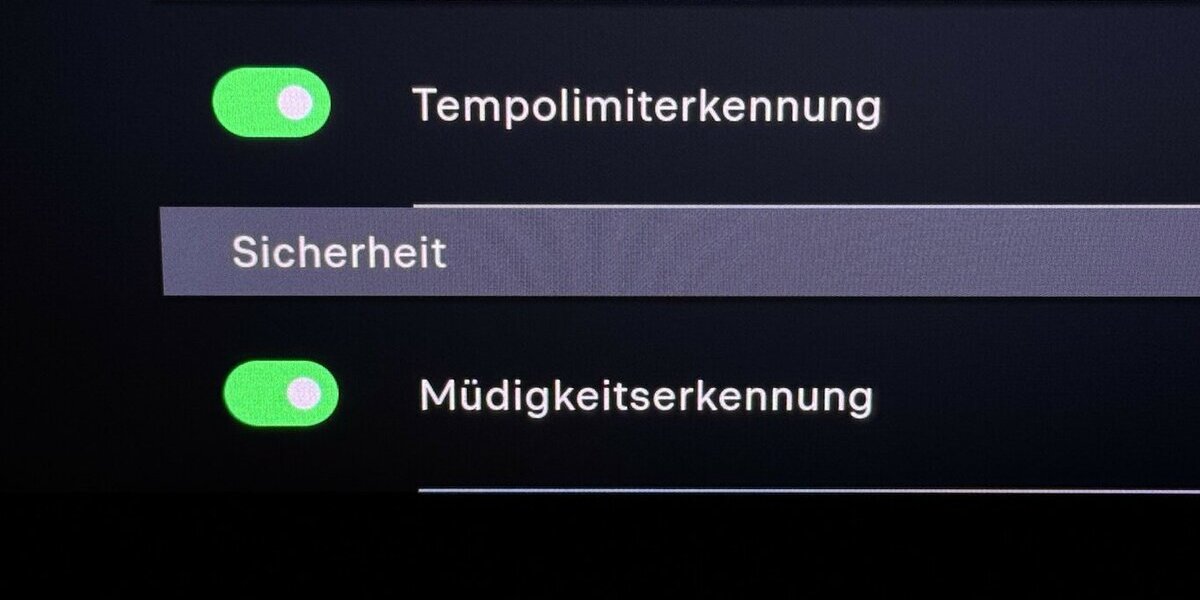 Fiat 600E Red 54 KWh 1.Hand Full LED Carplay 14.500 km 21.880 &euro; Lich 35423