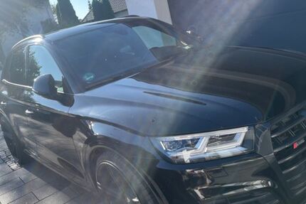 Audi SQ5 148.000 km 30.500 &euro; Linden 35440
