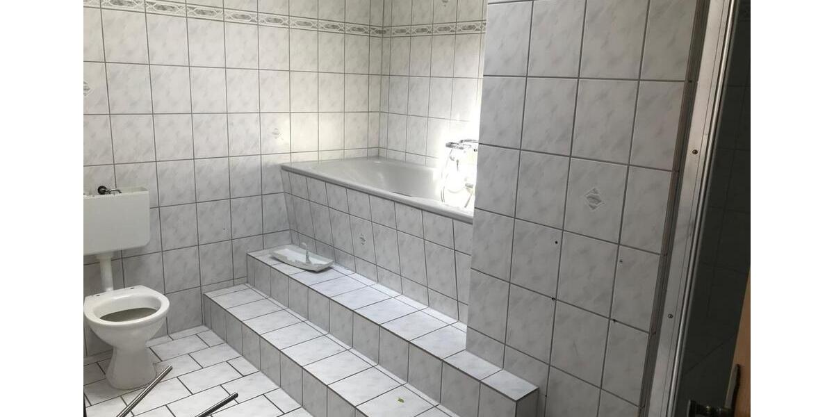 Mehrfamilienhaus, Wohnhaus Reiskirchen - 4.5 Zimmer, 130 m&sup2;, 940&euro; | Angebot:25830241