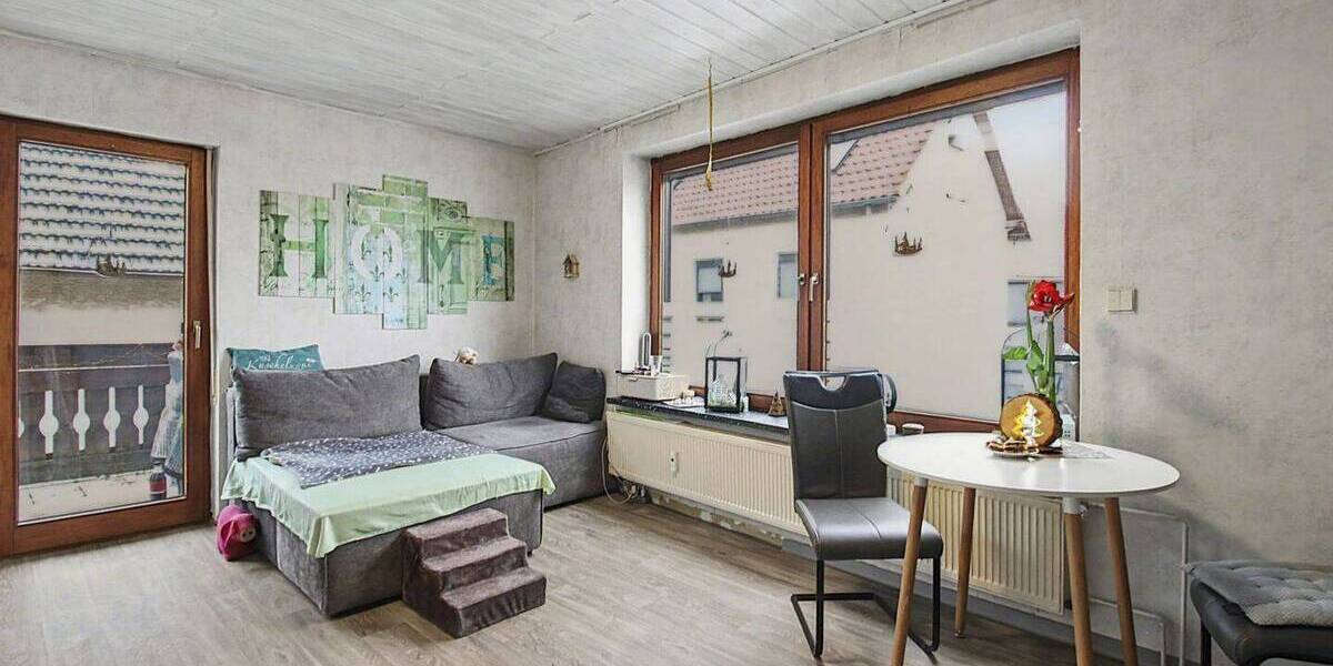 Mehrfamilienhaus, Wohnhaus Lich Bettenhausen - 6 Zimmer, 195.000&euro; | Angebot:25970441