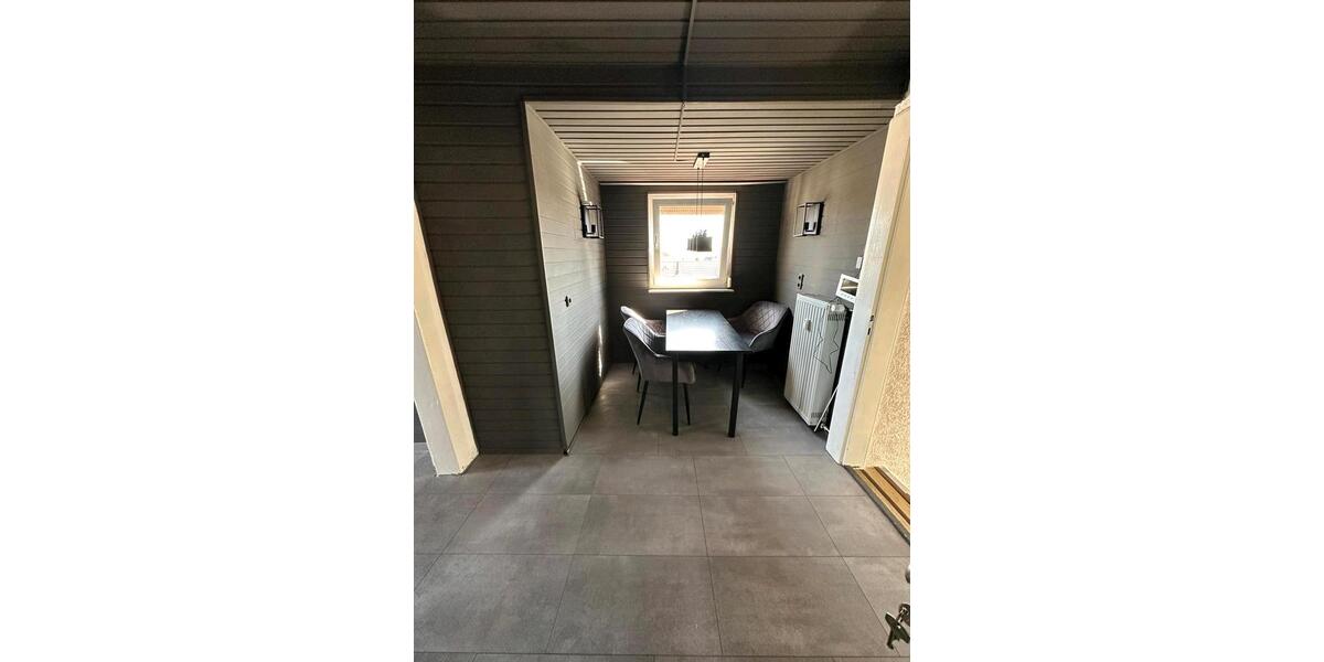 Dachgeschoßwohnung Gießen Wieseck - 1.5 Zimmer, 33 m&sup2;, 450&euro; | Angebot:25501527