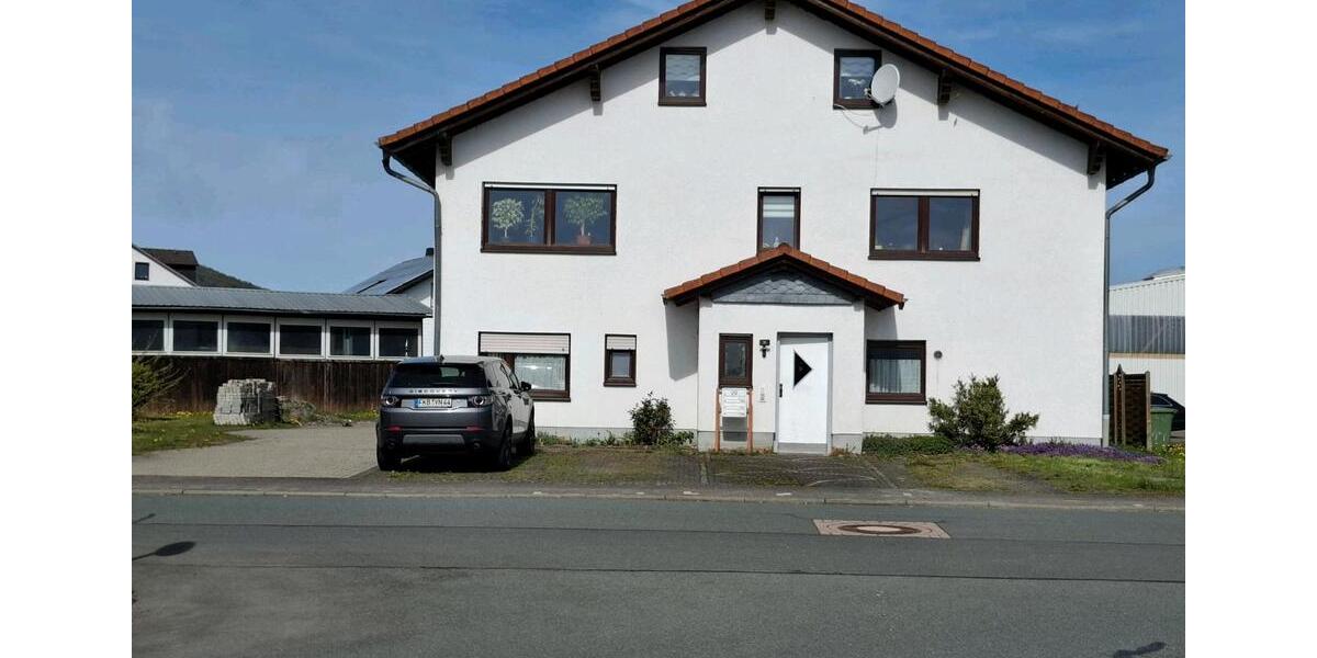 Mehrfamilienhaus, Wohnhaus Marburg - 10 Zimmer, 200 m&sup2;, 385.000&euro; | Angebot:26453271