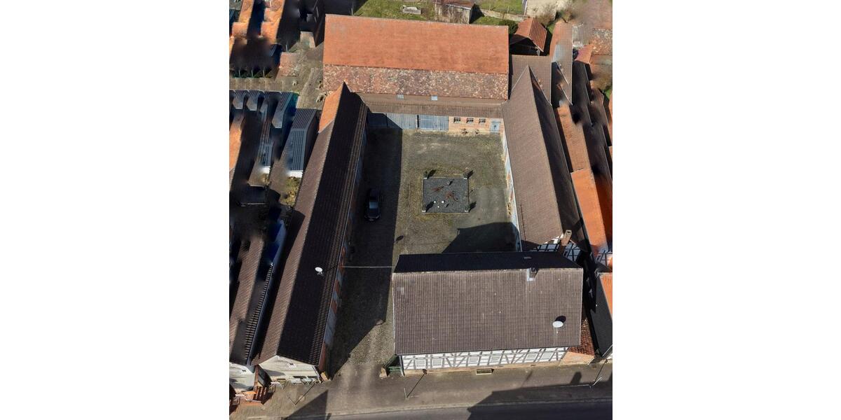 Bauernhaus, Landhaus Ebsdorfergrund - 7 Zimmer, 213 m&sup2;, 390.000&euro; | Angebot:25825407