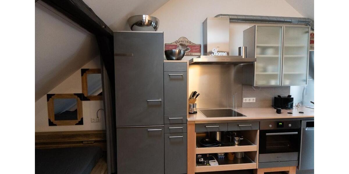 Dachgeschoßwohnung Gießen Allendorf - 1 Zimmer, 65 m&sup2;, 1.200&euro; | Angebot:25378025