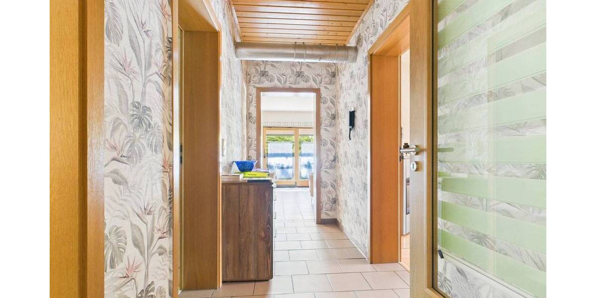 Mehrfamilienhaus, Wohnhaus Greifenstein Ulm - 7 Zimmer, 230 m&sup2;, 385.000&euro; | Angebot:25748119