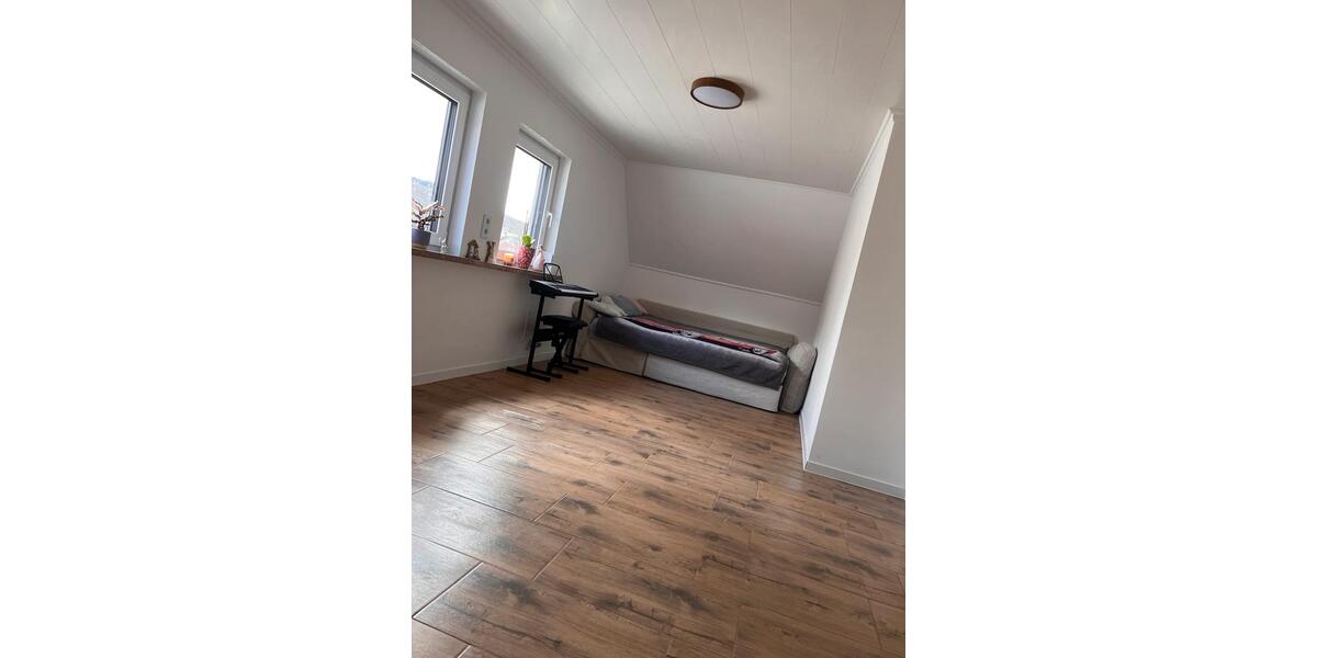 Mehrfamilienhaus, Wohnhaus Braunfels - 9 Zimmer, 230 m&sup2;, 350.000&euro; | Angebot:25990161