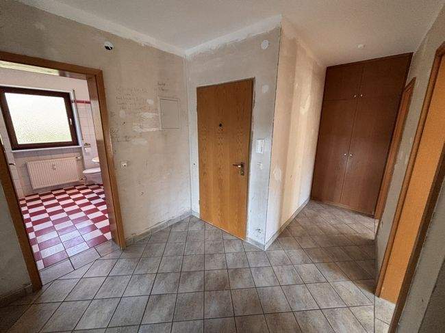 Etagenwohnung Wetzlar - 3 Zimmer, 82 m&sup2;, 760&euro; | Angebot:25796325