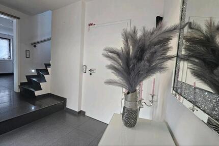 Haus Lich - 5 Zimmer, 150 m&sup2;, 350.000&euro; | Angebot:25286994