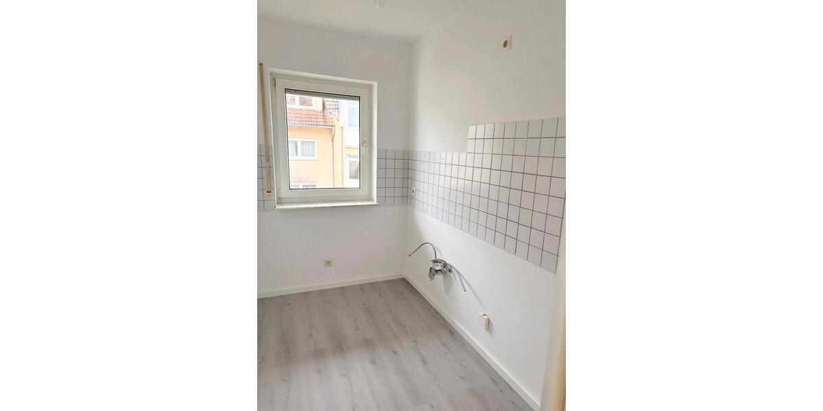 Etagenwohnung Gießen - 2 Zimmer, 50 m&sup2;, 870&euro; | Angebot:25782762