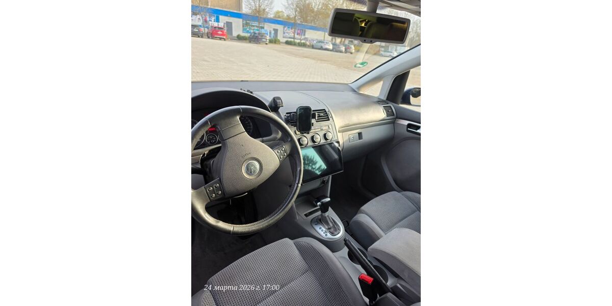 VW Touran 204.000 km 3.100 &euro; Wetzlar 35576