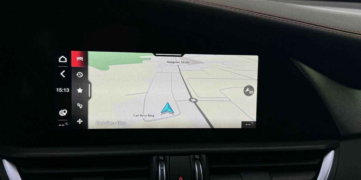 Alfa Romeo Giulia Competizione Q4 Turbo CarPlay Kamera 8.960 km 36.220 &euro; Lich 35423