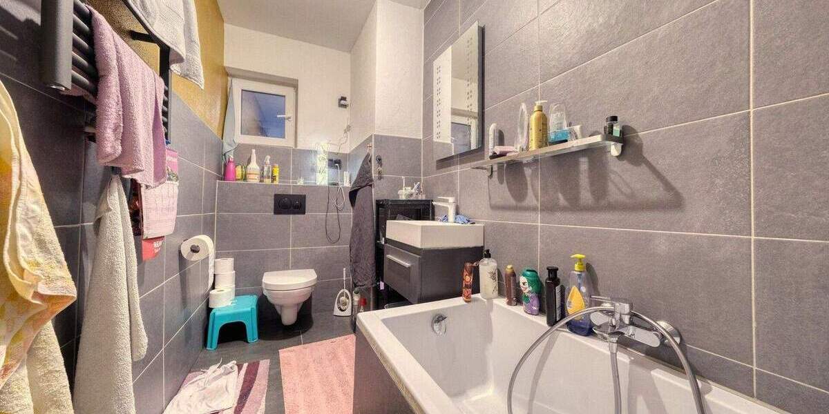 Mehrfamilienhaus, Wohnhaus Wetzlar / Münchholzhausen Münchholzhausen - 8 Zimmer, 229 m&sup2;, 449.000&euro; | Angebot:25916090