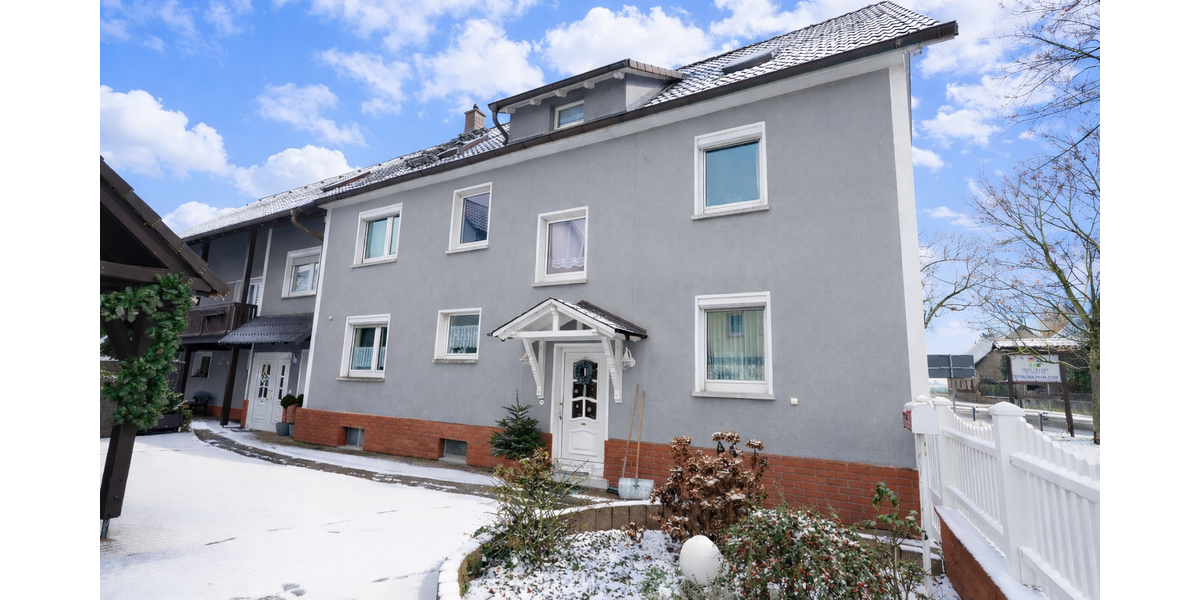 Einfamilienhaus Friedberg - 9 Zimmer, 328 m&sup2;, 890.000&euro; | Angebot:24593798