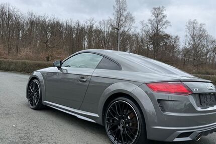 Audi TT 35.300 km 39.999 &euro; Gladenbach 35075