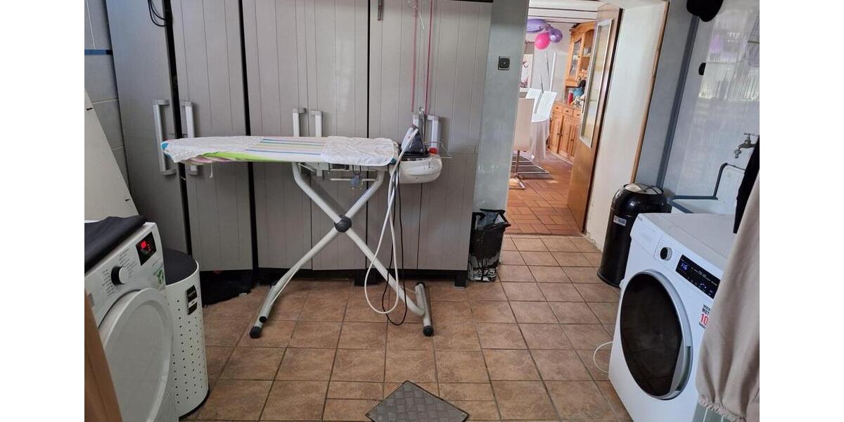 Einfamilienhaus Mittenaar - 6 Zimmer, 150 m&sup2;, 1.300&euro; | Angebot:24813384