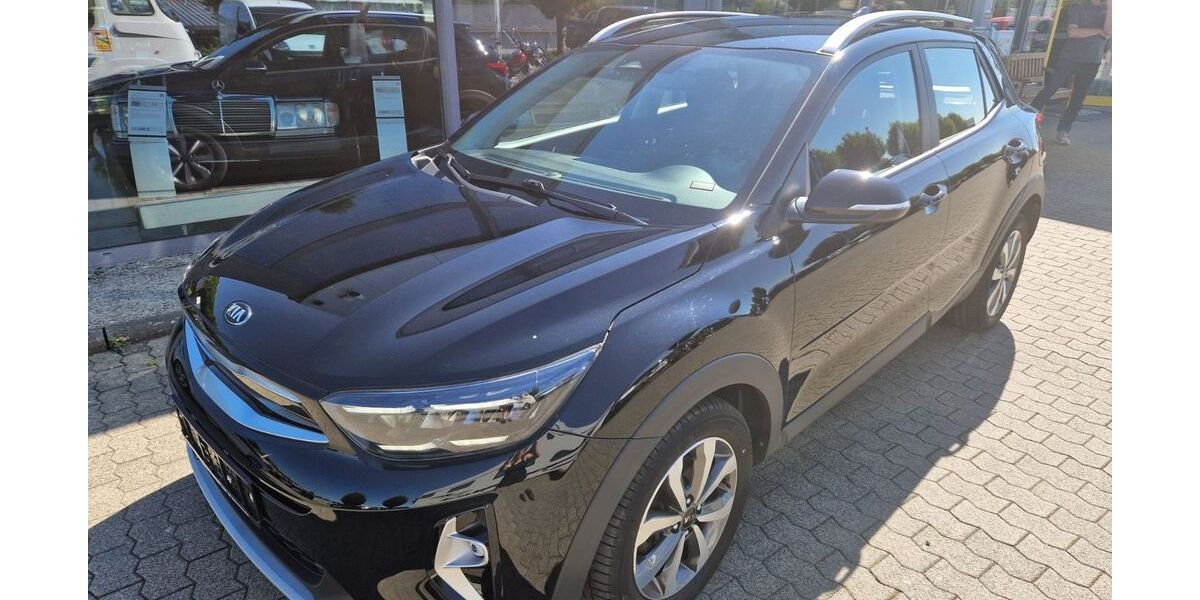 Kia Stonic 33.623 km 16.590 &euro; Ehringshausen 35630