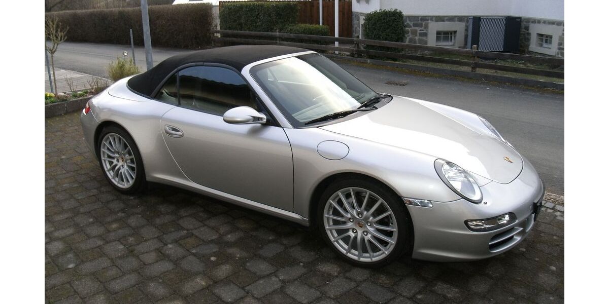 Porsche 997 102.500 km 52.500 &euro; Mittenaar 35756