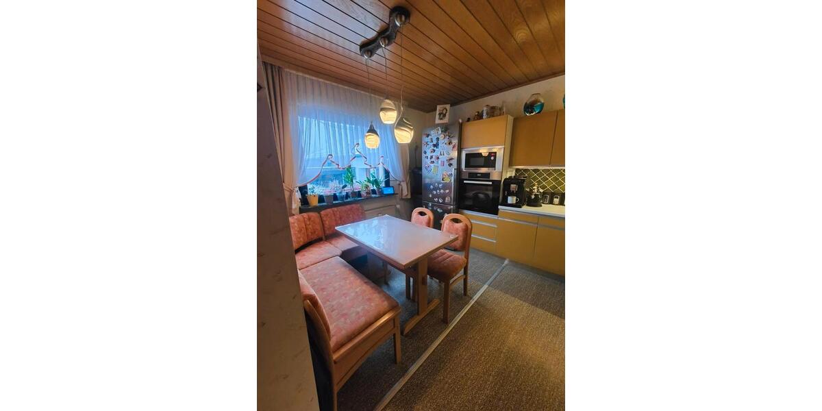 Einfamilienhaus Waldsolms - 5 Zimmer, 100 m&sup2;, 299.000&euro; | Angebot:26891205