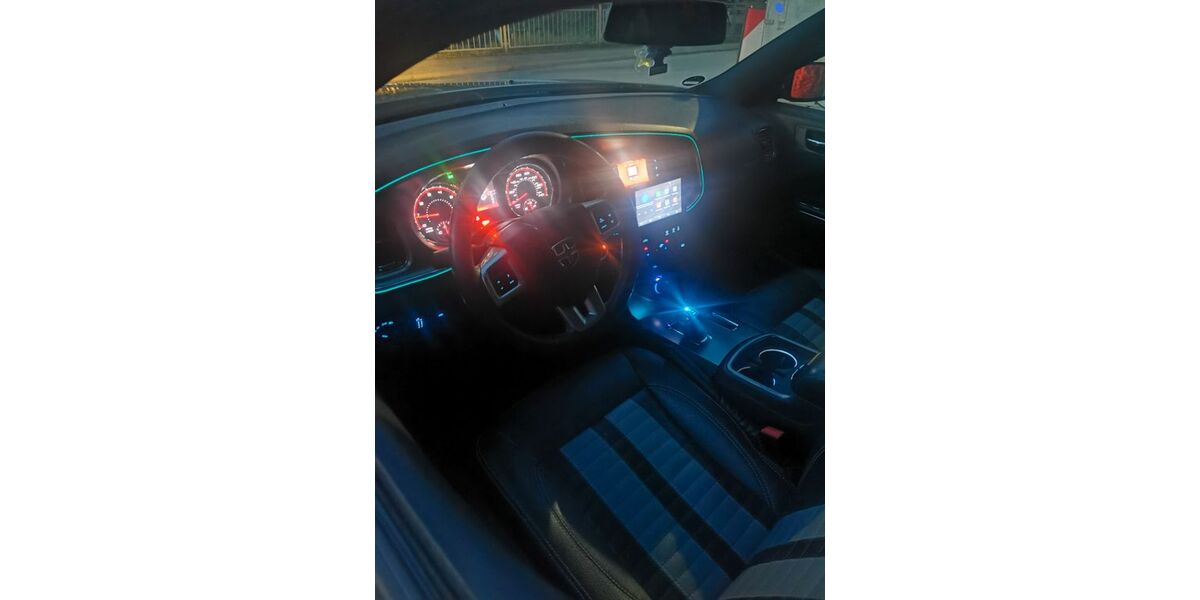 Dodge Charger 165.000 km 18.500 &euro; Weilmunster 35789