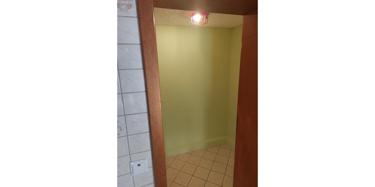 Etagenwohnung Greifenstein - 6 Zimmer, 100 m&sup2;, 450&euro; | Angebot:25947883