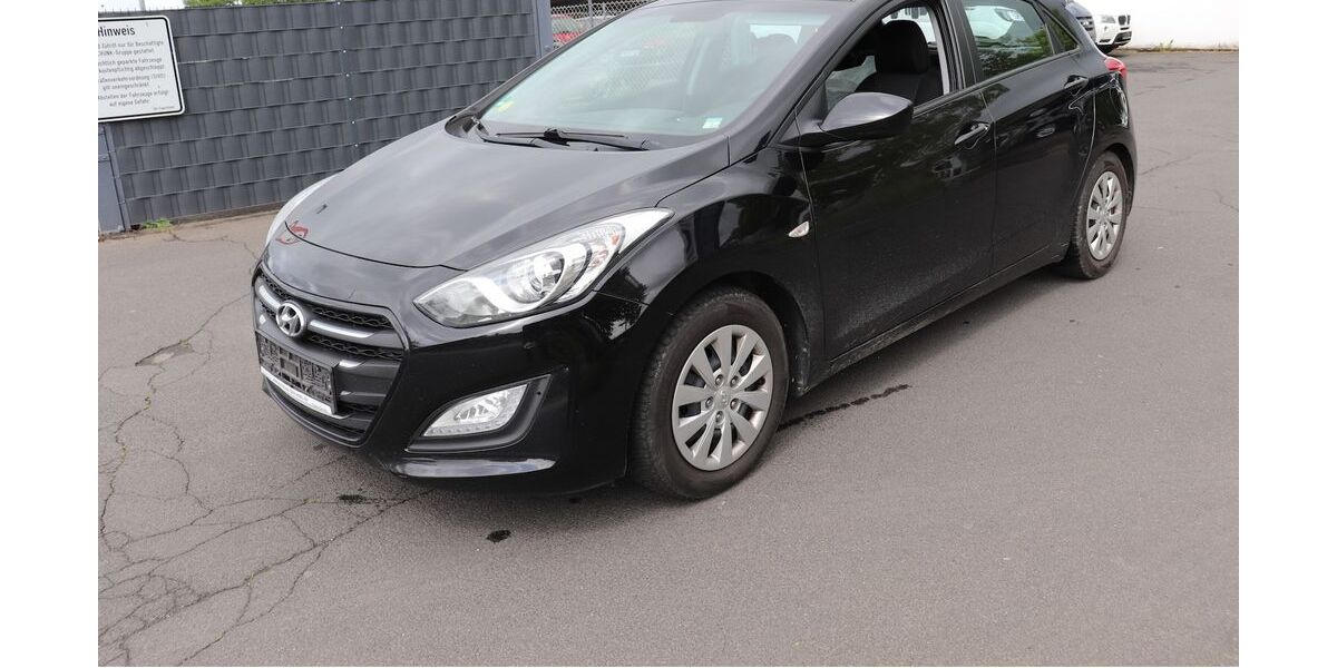 Hyundai i30 148.992 km 6.990 &euro; Heuchelheim b. Giessen 35452