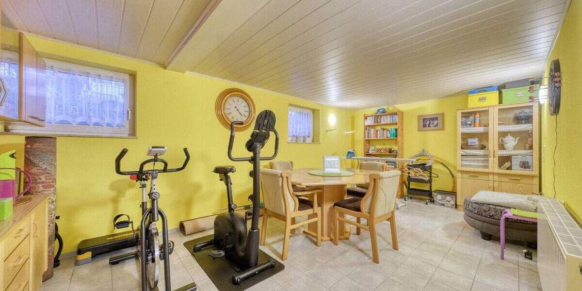 Einfamilienhaus Wettenberg / Krofdorf-Gleiberg Krofdorf-Gleiberg - 6 Zimmer, 159 m&sup2;, 575.000&euro; | Angebot:25746147