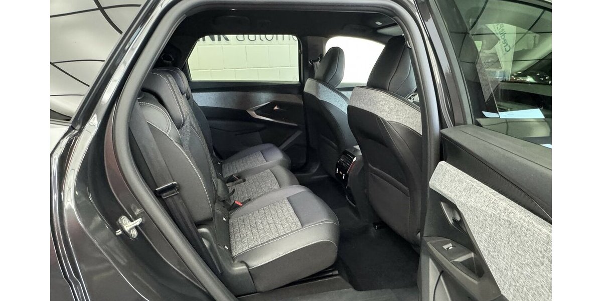 Peugeot 5008 145 Mild Hybrid Allure7 Sitzer LED CAM 30.800 km 27.320 &euro; Lich 35423