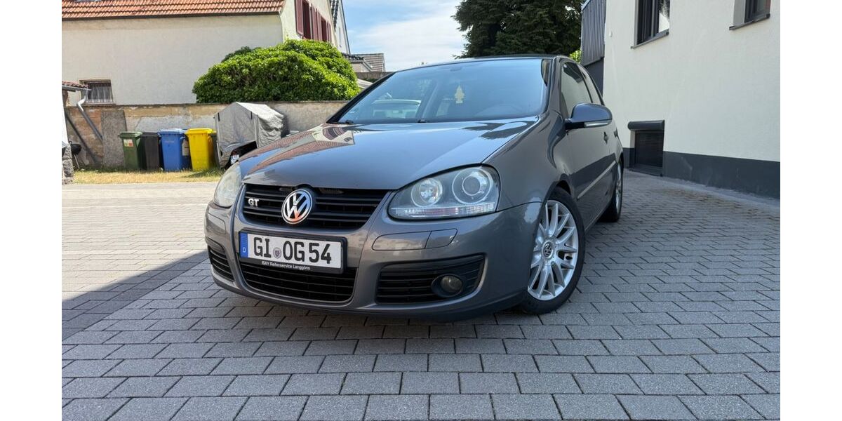 VW Golf 300.000 km 2.500 &euro; Langgöns 35428