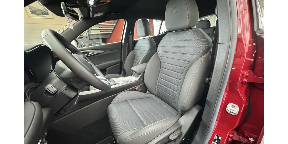 Alfa Romeo Tonale 1.6 VGT-D Sprint ACC Sitzheizung 9.800 km 22.490 &euro; Lich 35423
